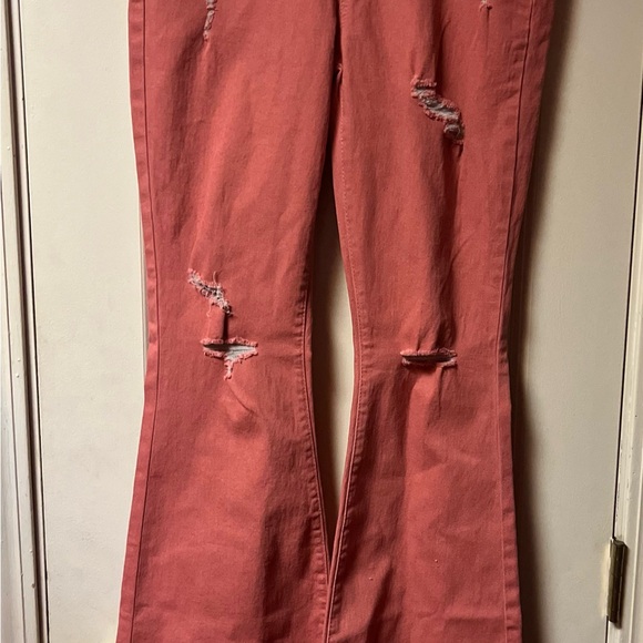 Shein 
Women’s 
Jeans 
Size 30 
Distressed
 Denim 
Excellent Condition - Picture 6 of 7